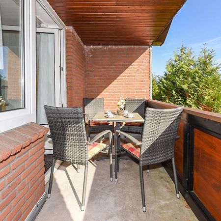 Ferienwohnungen Im Haus Am Wattenmeer Neuharlingersiel Exterior photo