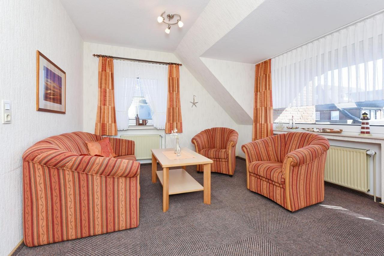 Ferienwohnungen Im Haus Am Wattenmeer Neuharlingersiel Exterior photo