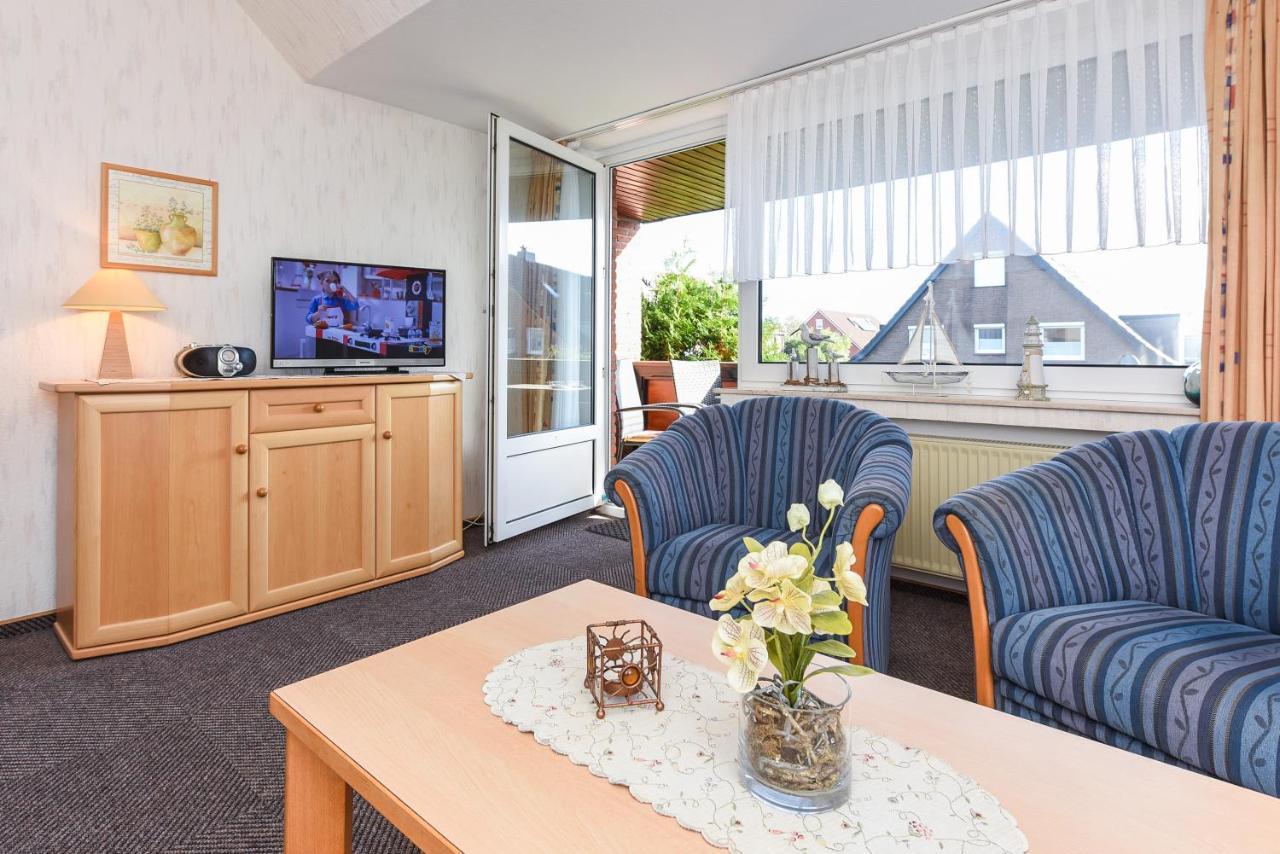 Ferienwohnungen Im Haus Am Wattenmeer Neuharlingersiel Exterior photo